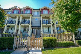 Photo 1: 11 13886 62 Avenue in Surrey: Sullivan Station Townhouse for sale in "FUSION BY LAKEWOOD" : MLS®# R2582792