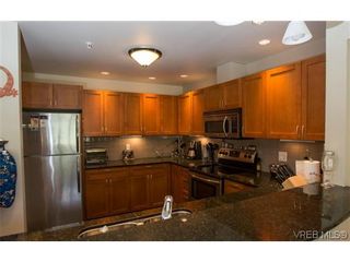 Photo 6: 402 635 Brookside Rd in VICTORIA: Co Latoria Condo for sale (Colwood)  : MLS®# 631237