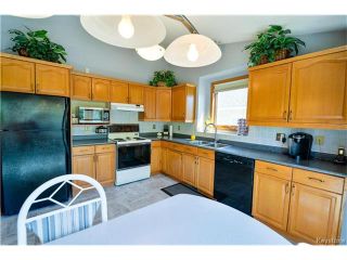Photo 7: 279 Columbia Drive in Winnipeg: Whyte Ridge Residential for sale (1P)  : MLS®# 1712727