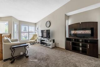 Photo 3: 85 Shawfield Road SW in Calgary: Shawnessy Detached for sale : MLS®# A2051436