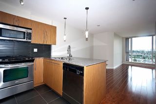 Photo 4: 1001 4888 BRENTWOOD Drive in Burnaby: Brentwood Park Condo for sale in "FITZGERALD" (Burnaby North)  : MLS®# V896919