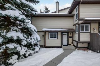 Main Photo: 4 115 Bergen Road NW in Calgary: Beddington Heights Row/Townhouse for sale : MLS®# A2117218
