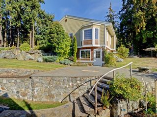 Photo 35: 542 Latoria Rd in Colwood: Co Olympic View House for sale : MLS®# 954517