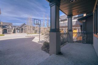 Photo 2: 19 Aspen Meadows Manor SW in Calgary: Aspen Woods Detached for sale : MLS®# A2130918