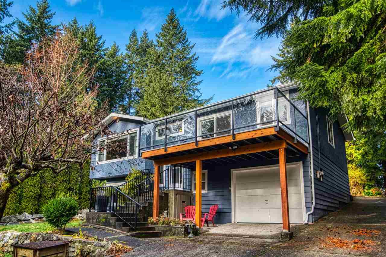 Main Photo: 6034 CORACLE DRIVE in : Sechelt District House for sale : MLS®# R2423711