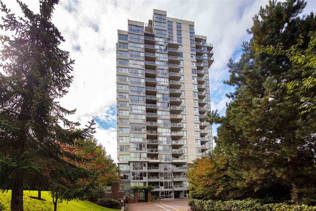 Main Photo: 1504 235 GUILDFORD Way in Port Moody: North Shore Pt Moody Condo for sale in "THE SINCLAIR" : MLS®# R2507529