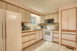 Photo 7: 2085 CUMBRIA DRIVE Drive in Surrey: King George Corridor Manufactured Home for sale in "CRANLEY PLACE" (South Surrey White Rock)  : MLS®# R2430118