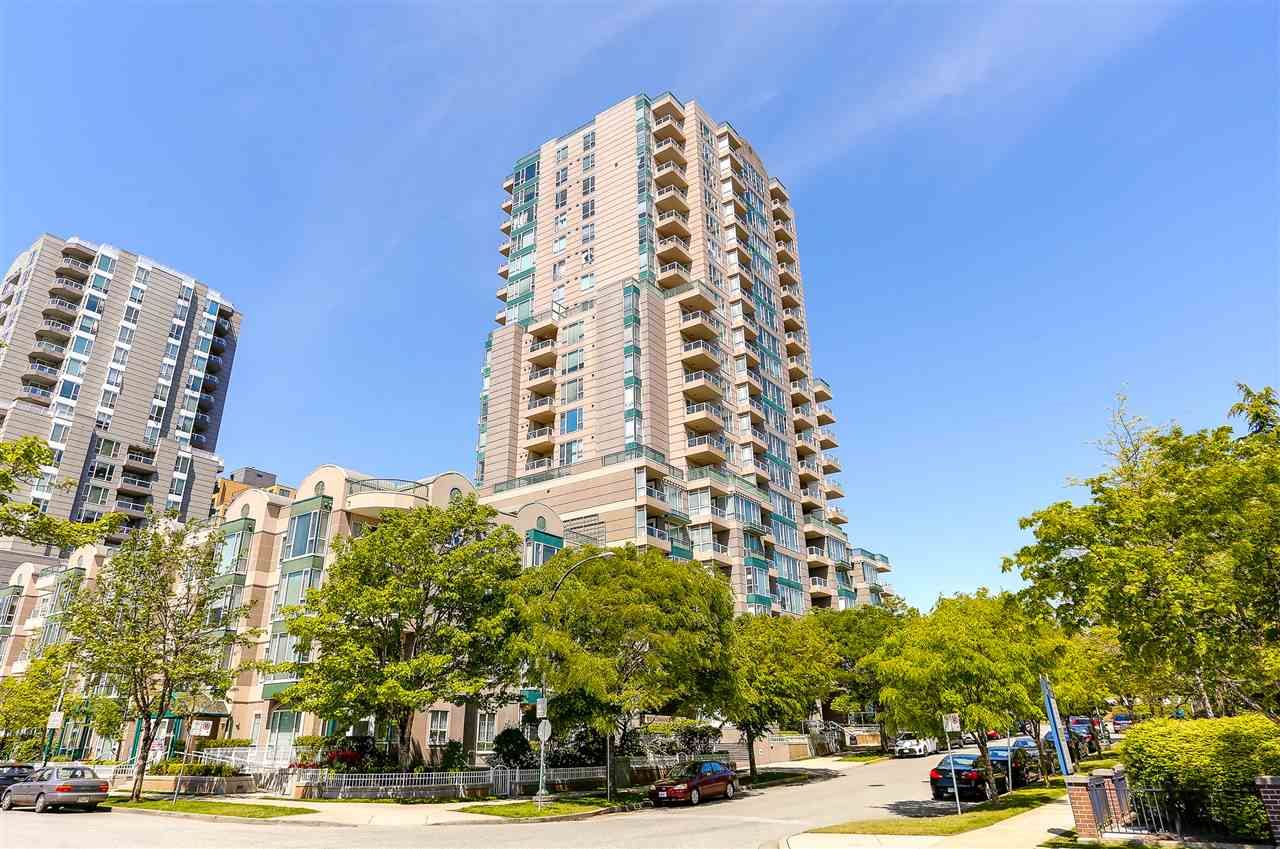 Main Photo: 208 5189 GASTON Street in Vancouver: Collingwood VE Condo for sale in "MACGREGOR" (Vancouver East)  : MLS®# R2169299