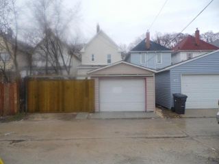 Photo 3: 322 Beverley Street East in WINNIPEG: West End / Wolseley Residential for sale (West Winnipeg)  : MLS®# 1308951