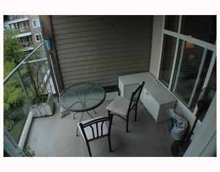 Photo 10: 311 5700 ANDREWS Road in Richmond: Steveston South Condo for sale in "RIVERS REACH" : MLS®# V651969