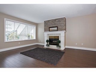 Photo 2: # 127 7837 120A ST in Surrey: West Newton Condo for sale : MLS®# F1403513