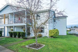 Photo 2: 52 32691 GARIBALDI Drive in Abbotsford: Abbotsford West Townhouse for sale in "Carriage Lane" : MLS®# R2837915