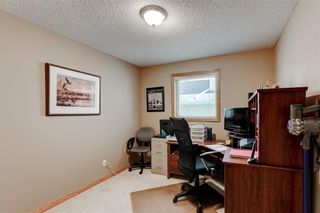 Photo 31: 109 SIERRA MADRE Court SW in Calgary: Signal Hill Detached for sale : MLS®# C4266460