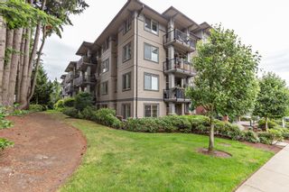 Photo 2: 101 33898 Pine Street in Abbotsford: Central Abbotsford Condo for sale : MLS®# R2706575