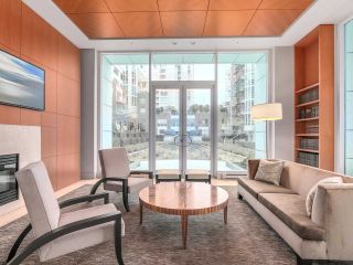 Photo 14: 2001 1500 HORNBY Street in Vancouver: Yaletown Condo for sale in "888 Beach" (Vancouver West)  : MLS®# R2225315