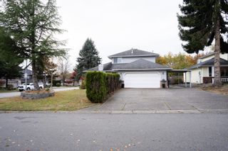 Photo 39: 16939 58A Avenue in Surrey: Cloverdale BC House for sale in "RICHARDSON RIDGE" (Cloverdale)  : MLS®# R2736956
