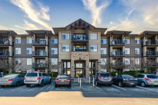 Photo 1: 426 12258 224 Street in Maple Ridge: East Central Condo for sale in "Stonegate" : MLS®# R2443781