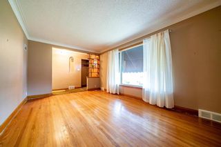 Photo 5: 18 BALLARD Crescent in Winnipeg: West Kildonan Residential for sale (4D)  : MLS®# 202226250