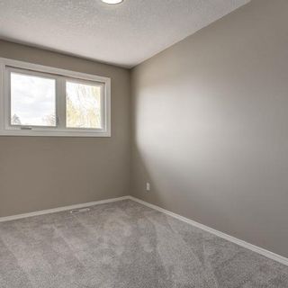 Photo 24: 56 Rundlefield Close NE in Calgary: Rundle Detached for sale : MLS®# A2052186