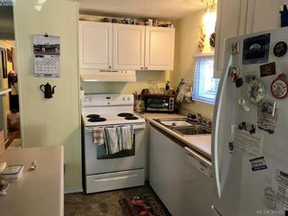 Photo 2: 37 848 Hockley Ave in VICTORIA: La Langford Proper Manufactured Home for sale (Langford)  : MLS®# 786927