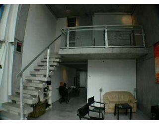 Photo 4: 1540 W 2ND Ave in Vancouver: False Creek Condo for sale in "WATERFALL BUILDING" (Vancouver West)  : MLS®# V621596