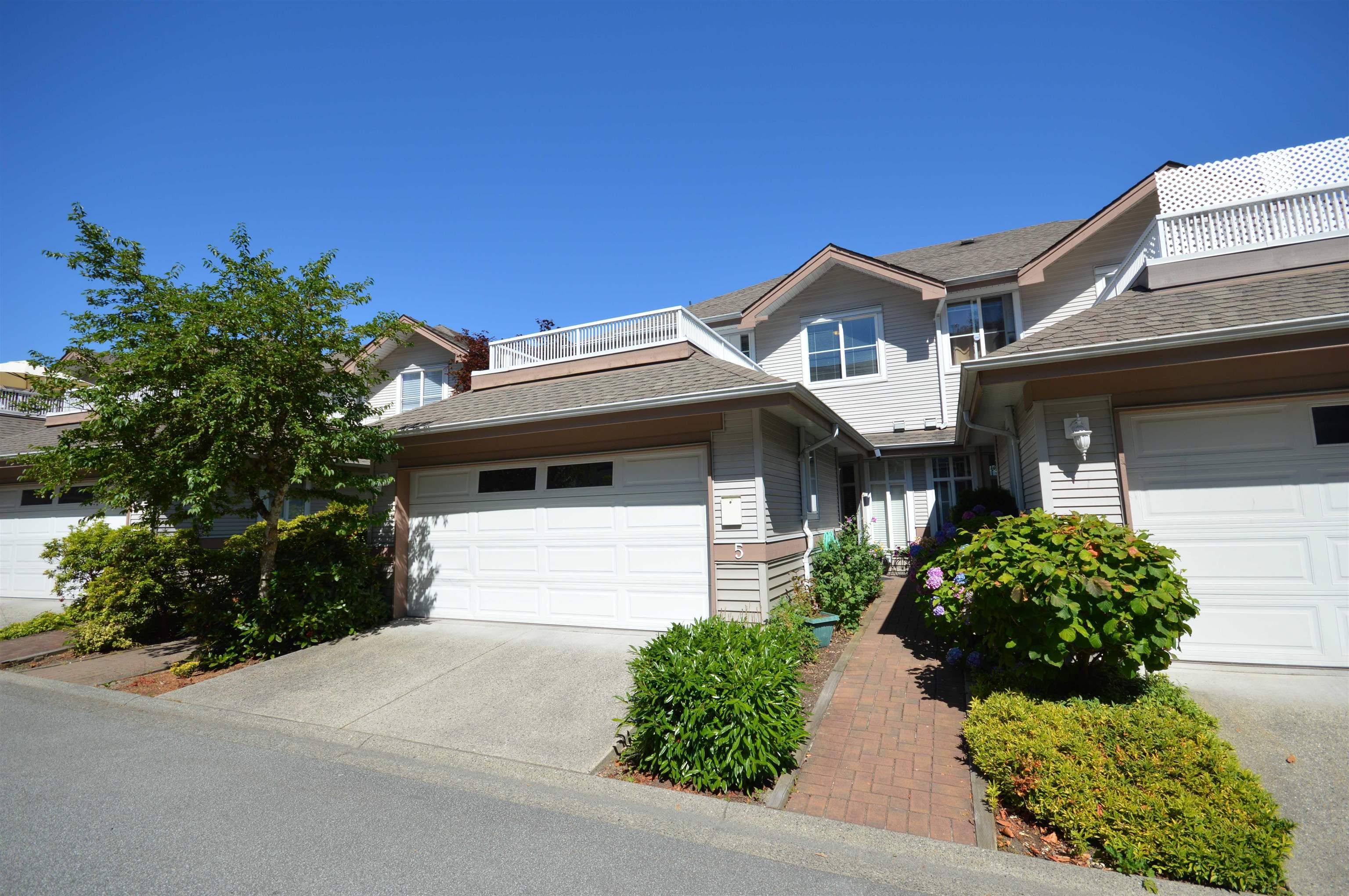 Main Photo: 5 11860 RIVER Road in Surrey: Royal Heights Townhouse for sale in "Cypress Ridge" (North Surrey)  : MLS®# R2715189