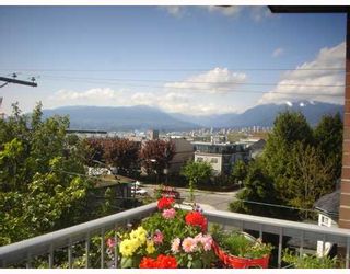 Photo 1: 304 138 TEMPLETON Drive in Vancouver: Hastings Condo for sale (Vancouver East)  : MLS®# V766303