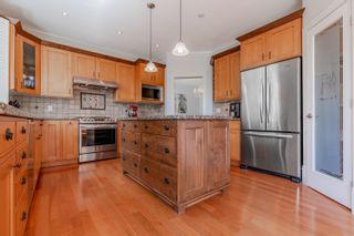Photo 10: 1630 LAWSON Avenue in West Vancouver: Ambleside House for sale : MLS®# R2866691