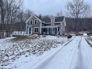 Photo 2: 217 Woodside Road in Woodside: Kings County Residential for sale (Annapolis Valley)  : MLS®# 202302317