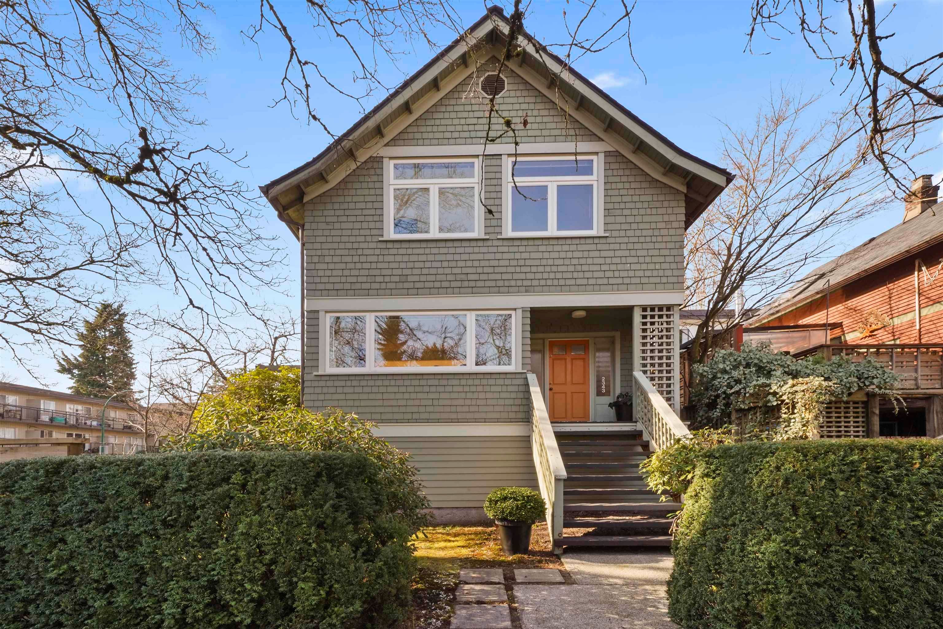 Main Photo: 2343 YEW Street in Vancouver: Kitsilano House for sale (Vancouver West)  : MLS®# R2756009