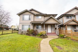 Photo 1: 12127 232 Street in Maple Ridge: East Central House for sale : MLS®# R2748158