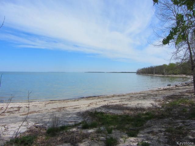 Main Photo: 0 Ducharme Drive in LKMBNRWS: Manitoba Other Residential for sale : MLS®# 1510223