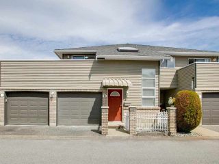Photo 2: 2 6320 48A Avenue in Delta: Holly Townhouse for sale in "GARDEN ESTATES" (Ladner)  : MLS®# R2588124