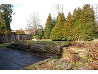 Photo 6: 3466 DALEBRIGHT Drive in Burnaby: Government Road House for sale (Burnaby North)  : MLS®# V911433