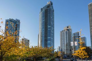 Photo 38: 4007 1408 STRATHMORE Mews in Vancouver: Yaletown Condo for sale in "WEST ONE" (Vancouver West)  : MLS®# R2753181