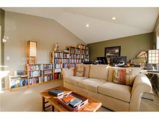 Photo 15: 76 STRATHLEA Place SW in Calgary: Strathcona Park House for sale : MLS®# C4092293