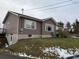 Photo 2: 42 Douglas Road in Alma: 108-Rural Pictou County Residential for sale (Northern Region)  : MLS®# 202227563