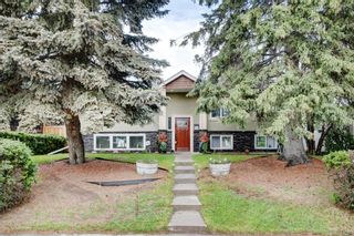Photo 1: 6127 Longmoor Way SW in Calgary: Lakeview Detached for sale : MLS®# A1231829