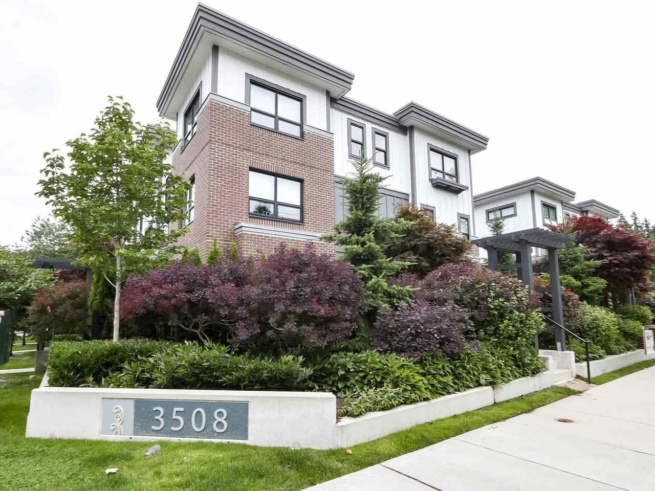 Main Photo: 12 3508 MT SEYMOUR PARKWAY in : Northlands Townhouse for sale : MLS®# R2469083