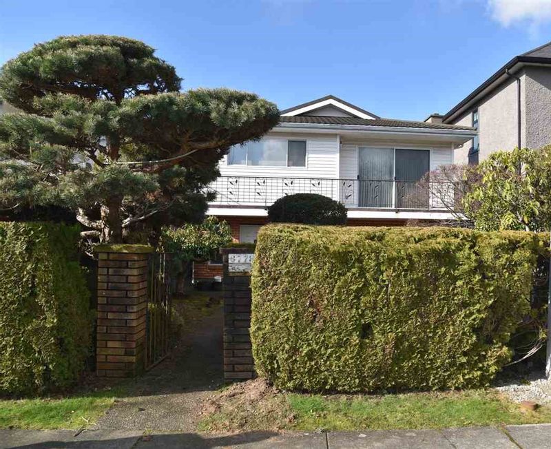 FEATURED LISTING: 6779 LANCASTER Street Vancouver