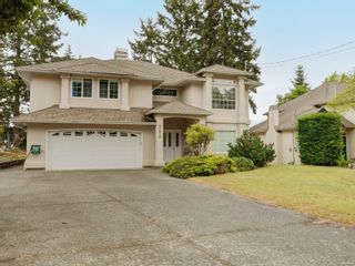 Photo 1: 983 Shaw Ave in Langford: La Florence Lake House for sale : MLS®# 908609