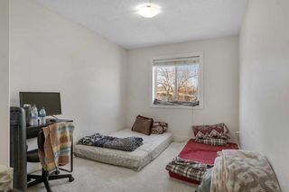 Photo 12: 1612 42 Street SW in Calgary: Rosscarrock Semi Detached (Half Duplex) for sale : MLS®# A2123386