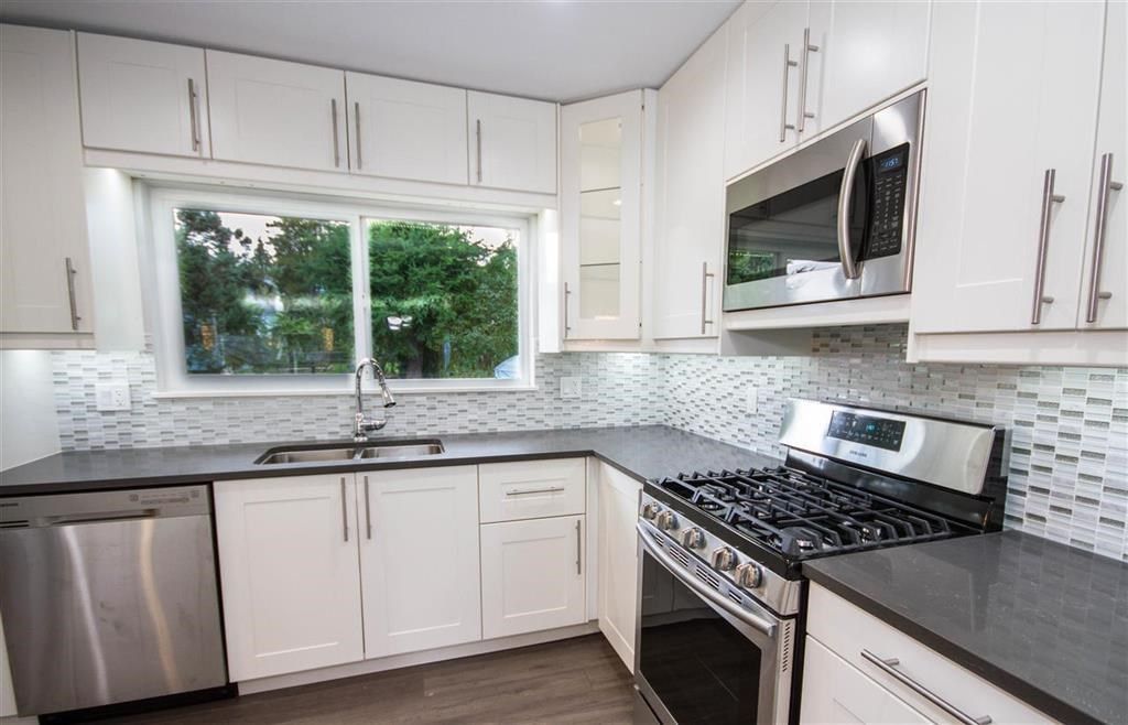 Main Photo: 659 SCHOOLHOUSE STREET in Coquitlam: Central Coquitlam House for sale : MLS®# R2237606