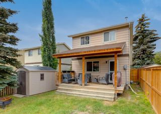 Photo 2: 156 Erin Dale Crescent SE in Calgary: Erin Woods Detached for sale : MLS®# A1245707