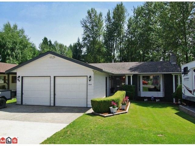 Main Photo: 33968 Fern Street in Abbotsford: House for sale