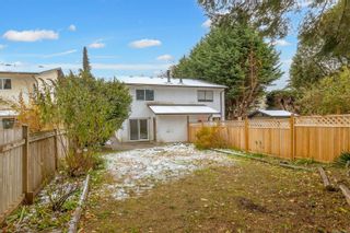 Photo 1: B 592 Donovan Ave in Colwood: Co Hatley Park Half Duplex for sale : MLS®# 919845