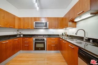 Photo 7: 645 W 9th Street Unit 528 in Los Angeles: Residential for sale (C42 - Downtown L.A.)  : MLS®# 23305791