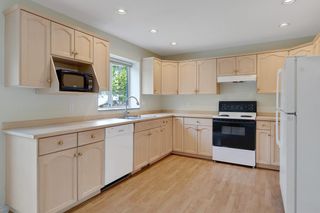 Photo 11: 3320 ROSALIE Court in Coquitlam: Hockaday House for sale : MLS®# R2691840