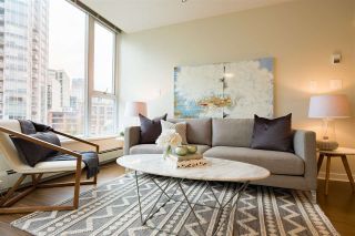 Photo 3: 703 633 ABBOTT STREET in Vancouver: Downtown VW Condo for sale (Vancouver West)  : MLS®# R2155830