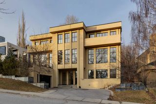 Main Photo: 1010 39 Avenue SW in Calgary: Elbow Park Detached for sale : MLS®# A2096567
